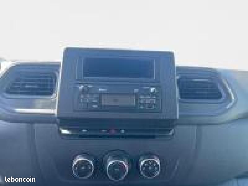 Renault Master Fg F3500 L3H3 2.3 Blue dCi 135ch Confort Euro6E (image 20)
