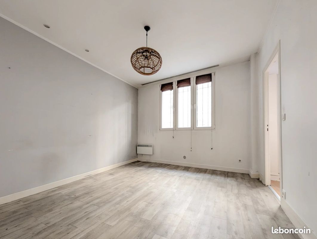 Appartement 2 pièces 37 m² · à Paris · 37 m² · 350 000 €