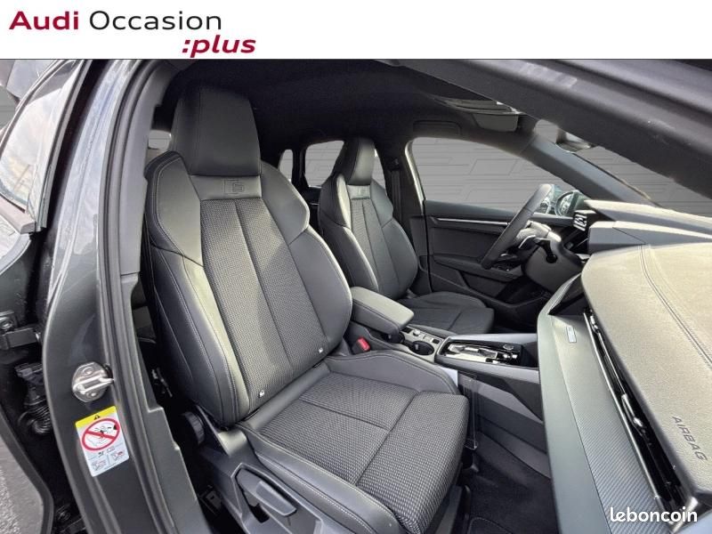 Audi A3 Sportback 30 TFSI 116ch Hybride S line S tronic 7 (image 14)
