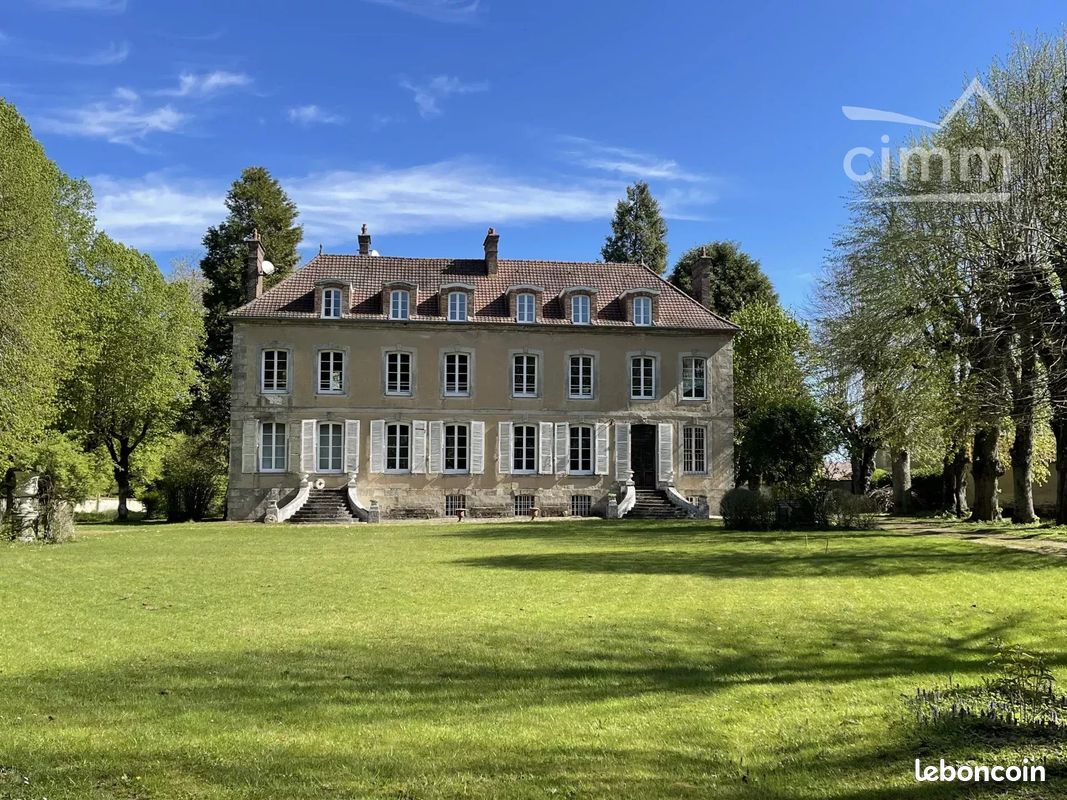 Maison 14 pièces 415 m² · à Rambouillet · 415 m² · 1 248 000 €