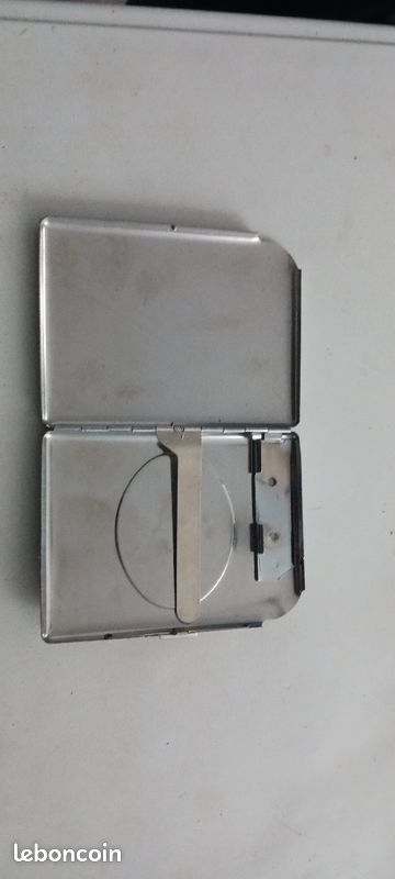 Étui à cigarette année 70 (image 2)