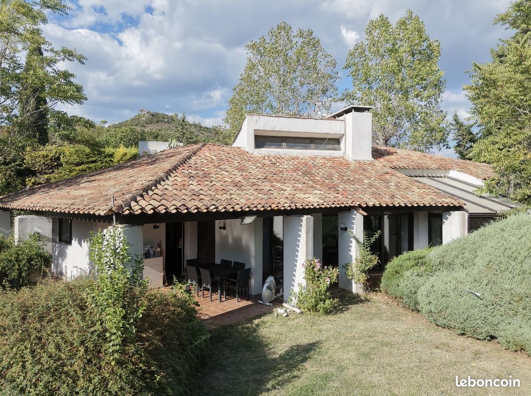 Maison 6 pièces 180 m² · à Le Val · 180 m² · 780 000 €