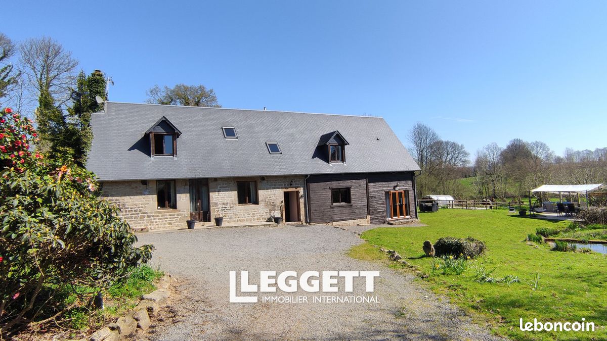 Maison 6 pièces 177 m² · à Sourdeval · 177 m² · 249 000 €