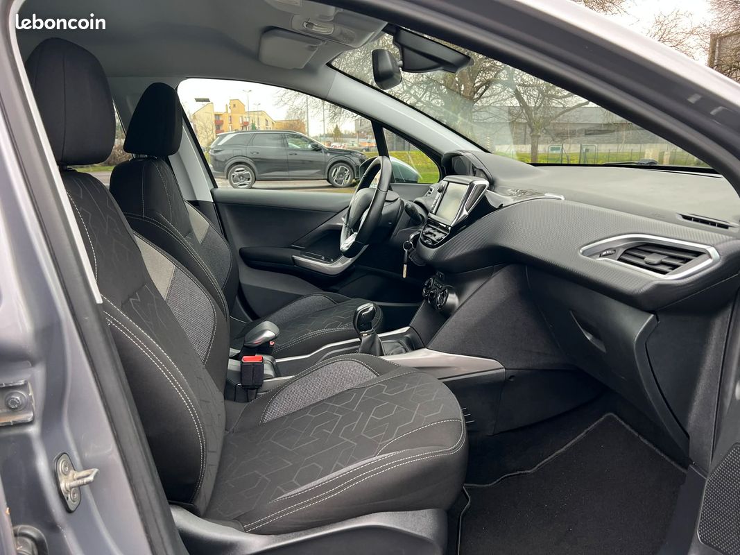 Peugeot 2008 1.5 BlueHDi 100ch S&S Active BVM5 (image 9)