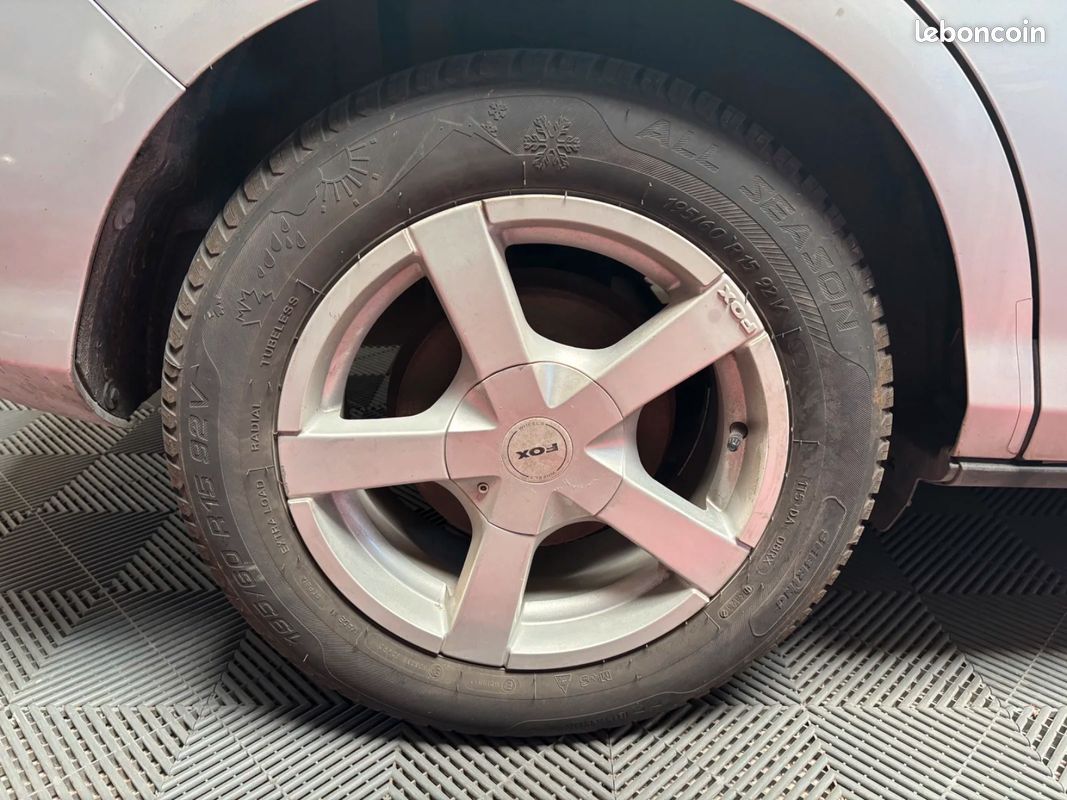 Ford B-MAX B-MAX 1.0 EcoBoost 120 S&S (image 11)