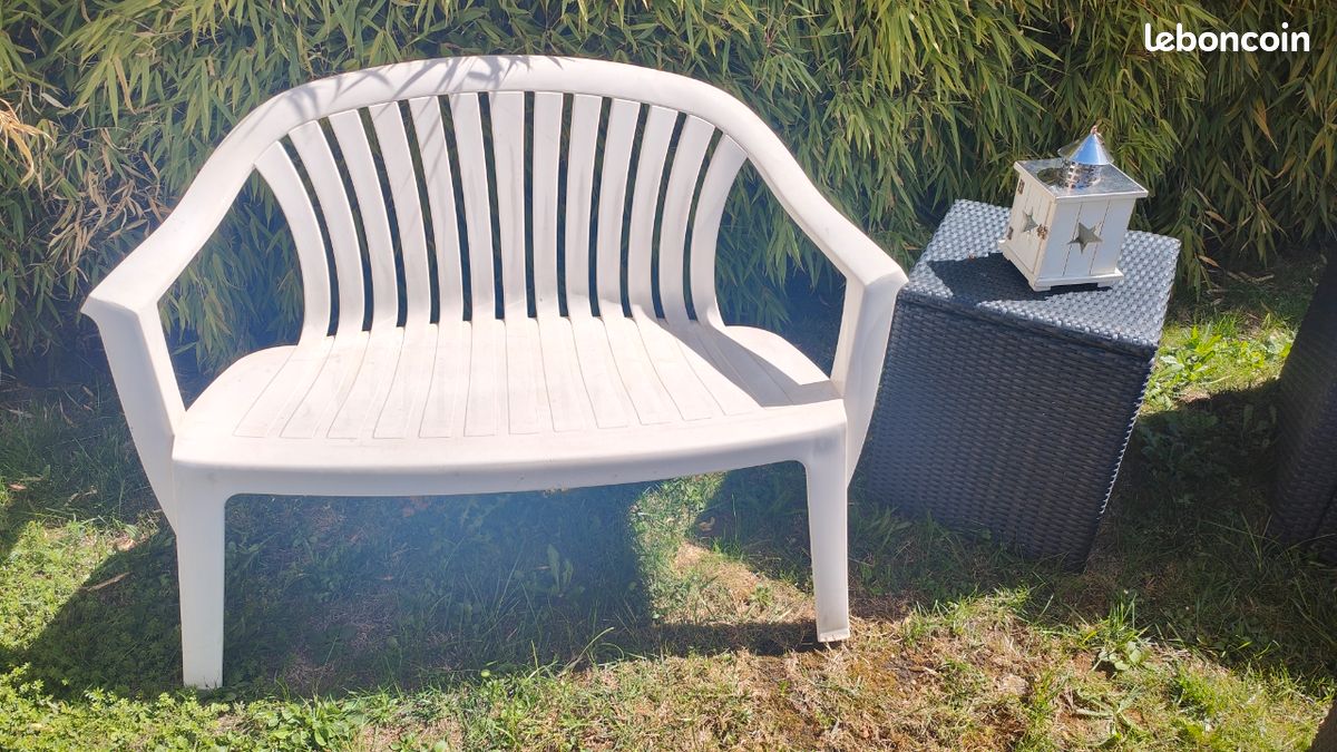 Banc de jardin 2 places blanc en plastique — Largeur 95 cm (image 1)