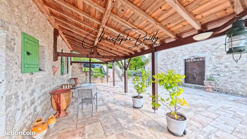 Propriété 11 pièces 310 m² (image 12)