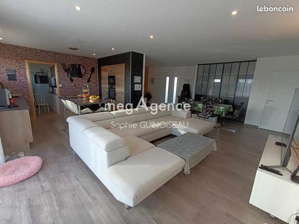 Propriété 4 pièces 100 m²