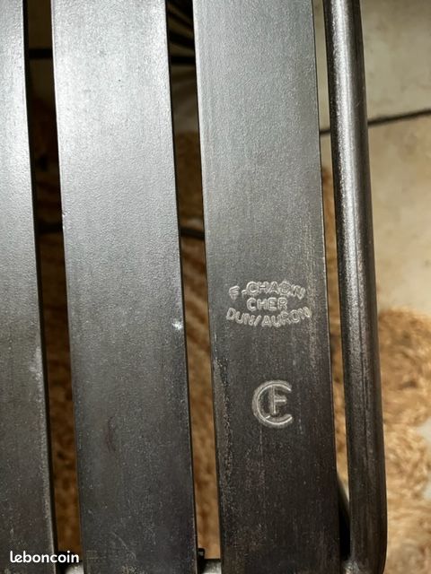 TABLE (CHABIN) et 2 CHAISES EN FER FORGE artisanales (image 10)