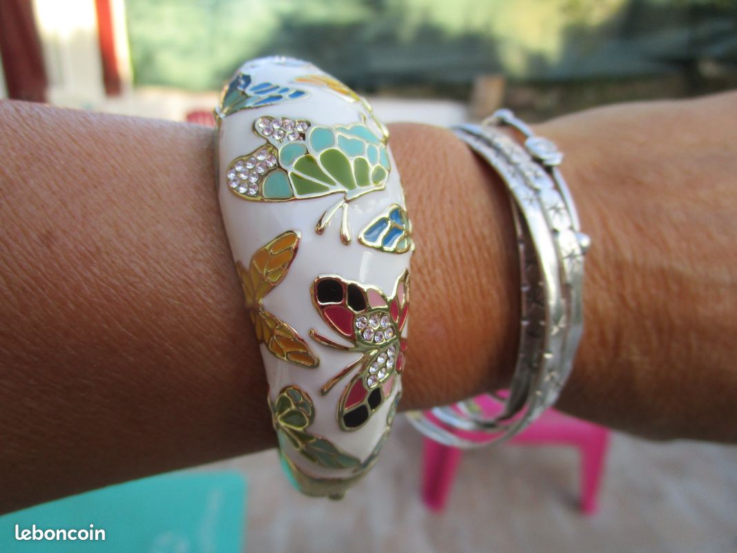 Bracelet Rigide Ouvrant Plaqué Or Vintage - Occasion, Bon état D'usage