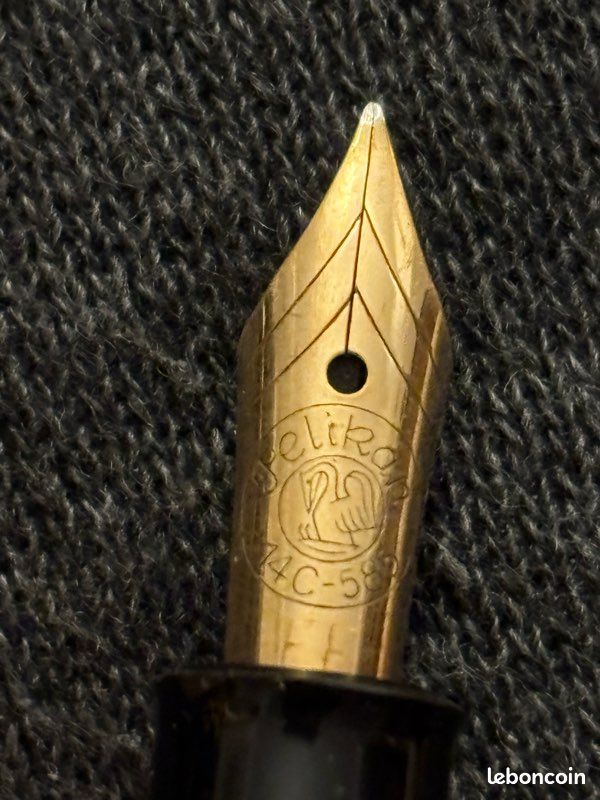 Stylo Plume Vintage PELIKAN 140 Vert Rayé - Plume En Or 14 Carats - Occasion