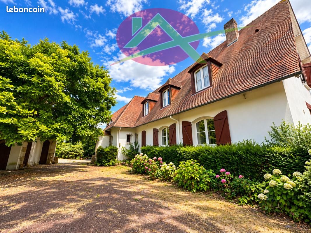 Maison 10 pièces 260 m² · à La Bouille · 260 m² · 575 000 €