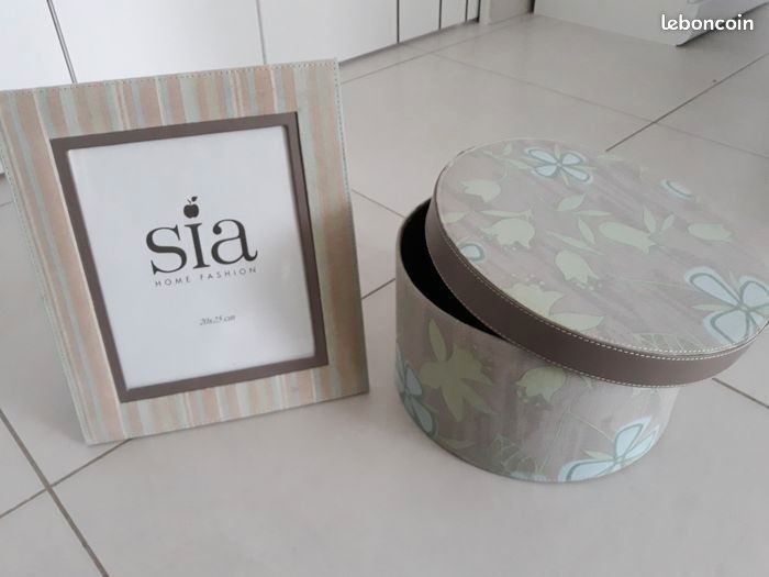 Ensemble cadre + boîte ronde assortie Marque Sia (image 1)