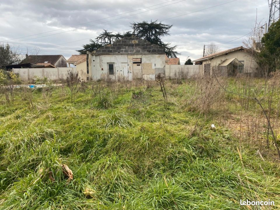 Terrain 729 m² Montussan · 140 000 €