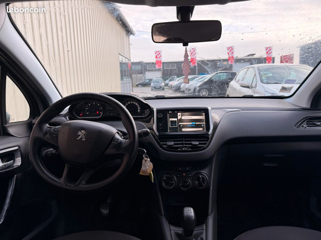 PEUGEOT 208 1.6 blue HDI 100 CV (image 5)