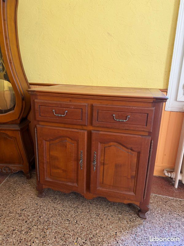 Buffet bas en merisier, 2 portes et 2 tiroirs (image 1)