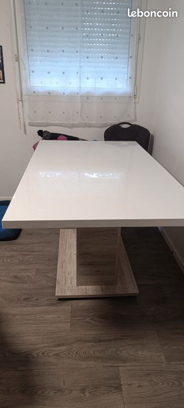 Table a manger (image 3)