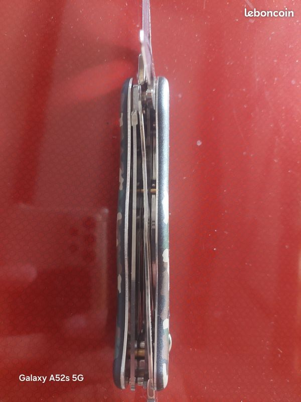 Victorinox camouflage (image 2)