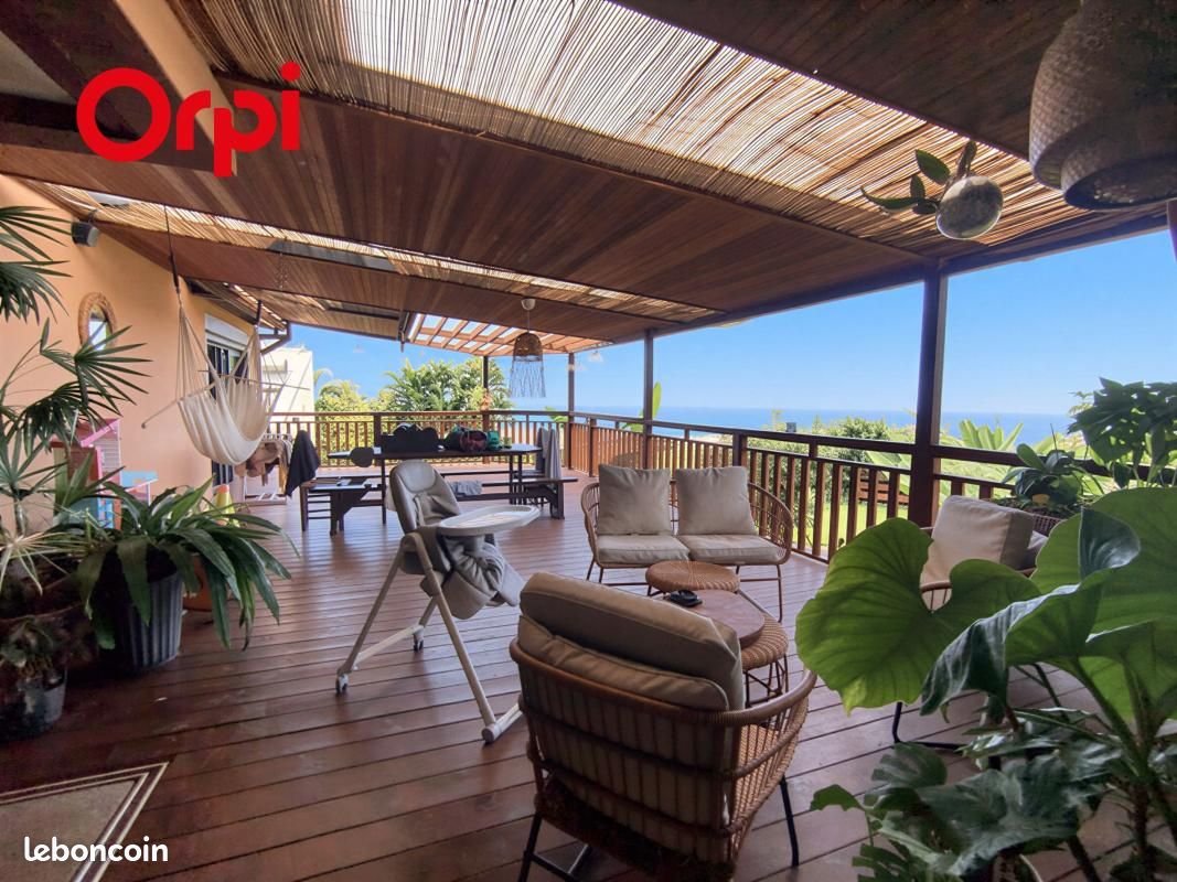 Maison 4 pièces 104 m² · à Saint-Pierre · 104 m² · 1 685 €