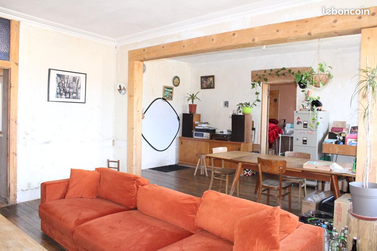 Maison 14 pièces 236 m² · à Langogne · 236 m² · 277 000 €