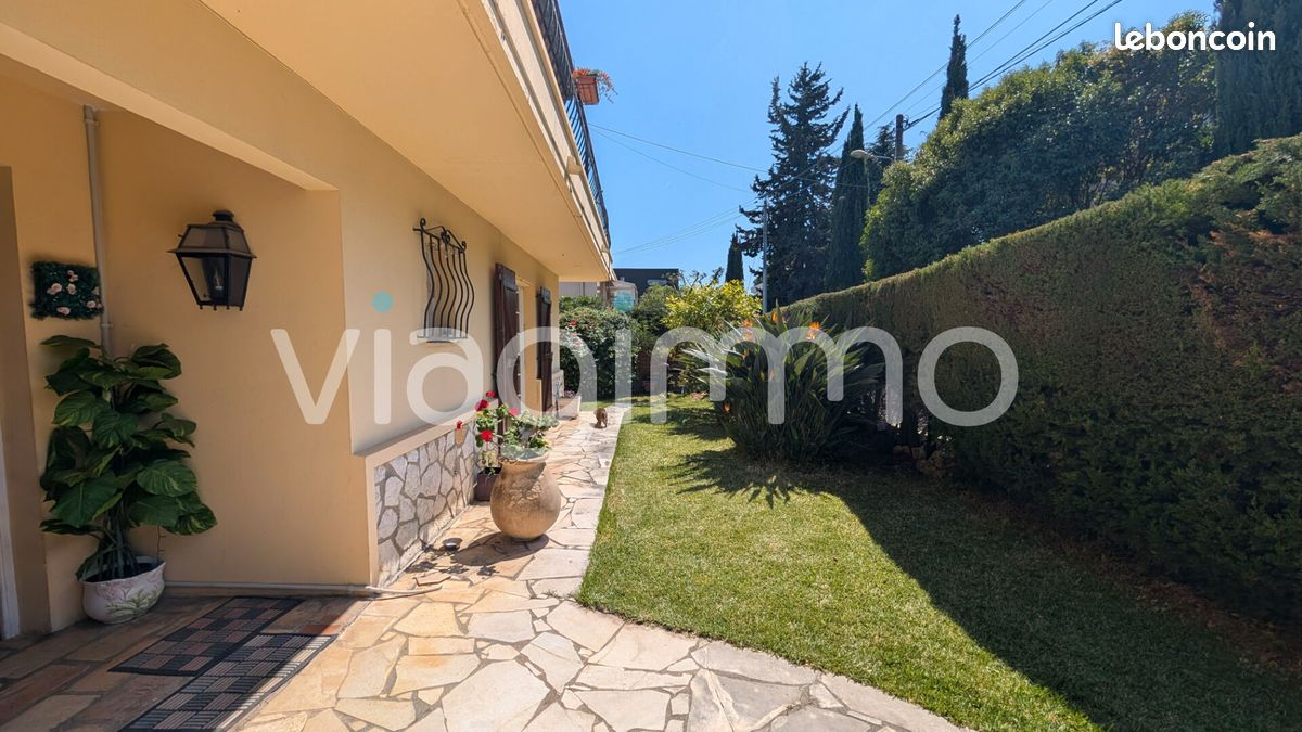 Maison 6 pièces 167 m² · à Saint-Laurent-du-Var · 167 m² · 225 500 €