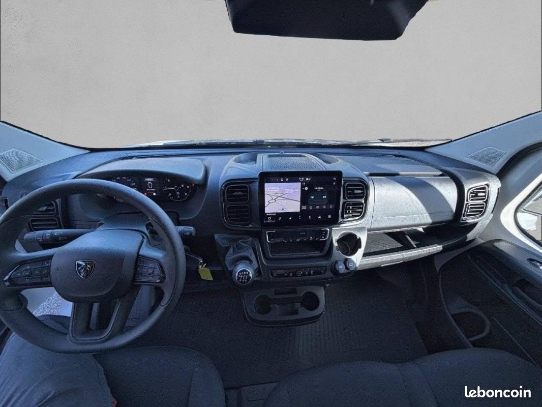 Peugeot Boxer FOURGON FGN TOLE 3.3 T L2H2 140 S&S BVM6 (image 8)