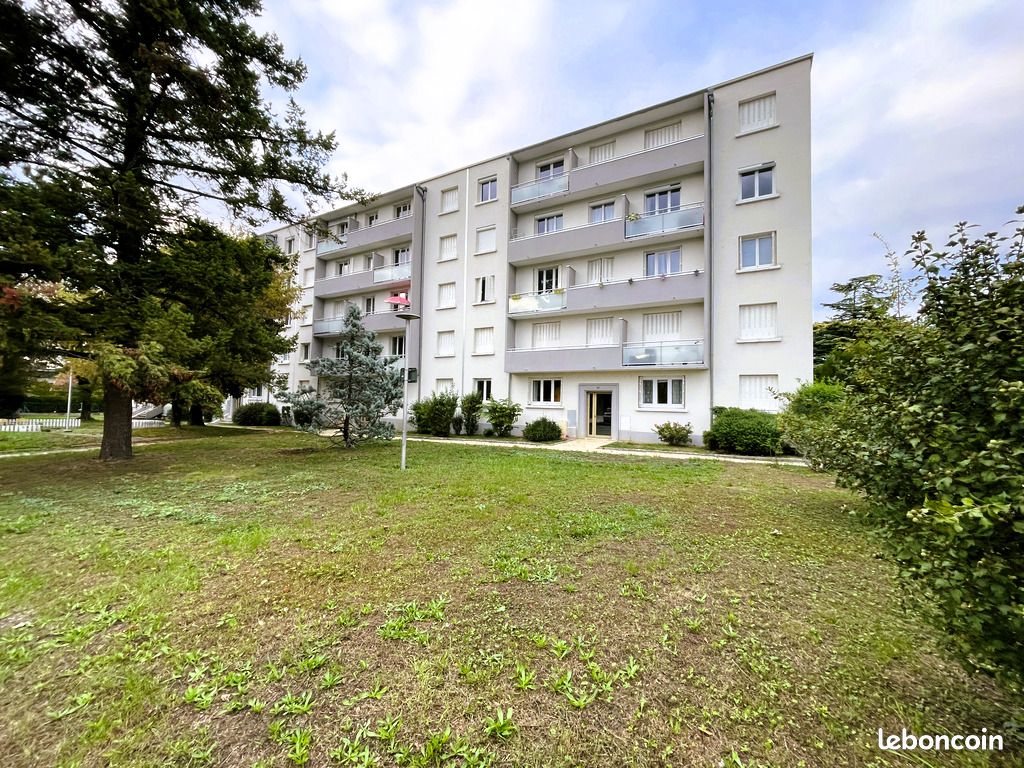 Appartement 3 pièces 52 m² · à Eybens · 52 m² · 155 000 €