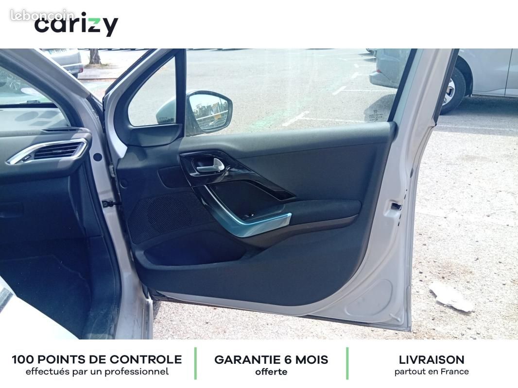 Peugeot 208 1.2 VTi 82ch BVM5 Allure (image 15)