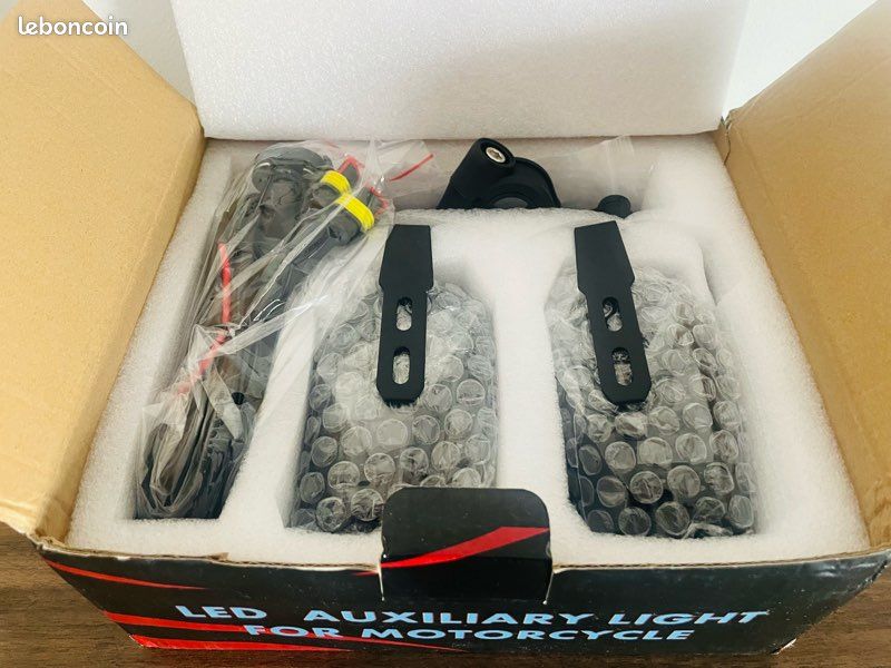 Feux moto LED longues portée NEUF (image 3)