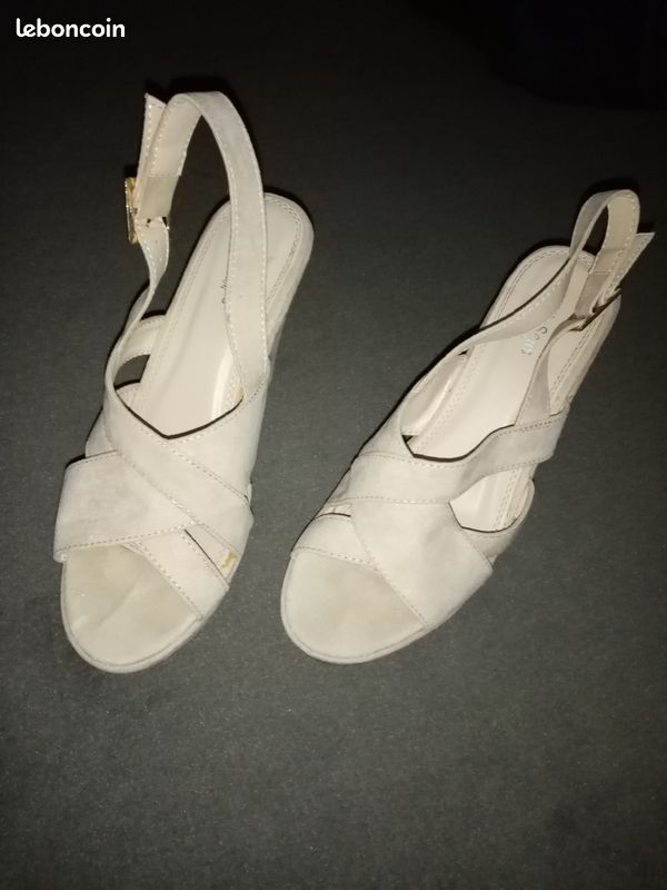 Sandales à talon rose/beige (image 2)