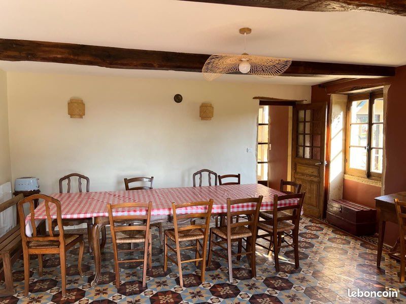 Location Villa avec piscine au sud de la Bourgogne (image 11)