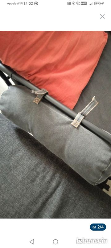 A vendre un canapé convertible IKEA avec coussins (image 4)