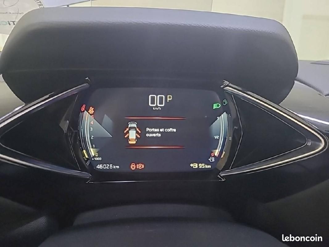 DS 3 Crossback DS3 BlueHDi 130 EAT8 - Grand Chic (image 10)