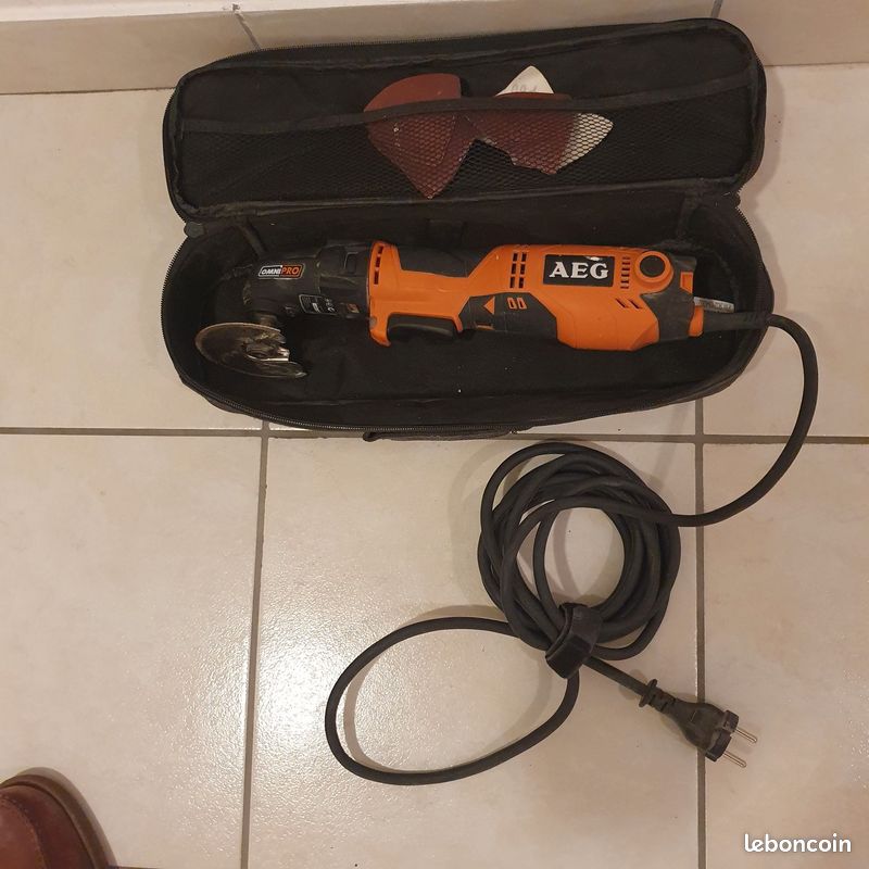 Outil multifonction (image 1)