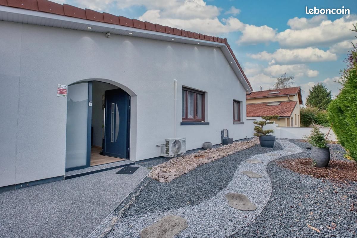 Maison 7 pièces 225 m² · à Lemud · 225 m² · 550 000 €