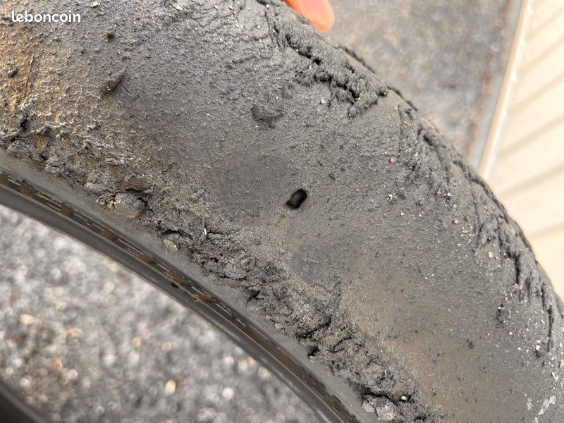 Train Michelin Power Performance Slick (image 2)