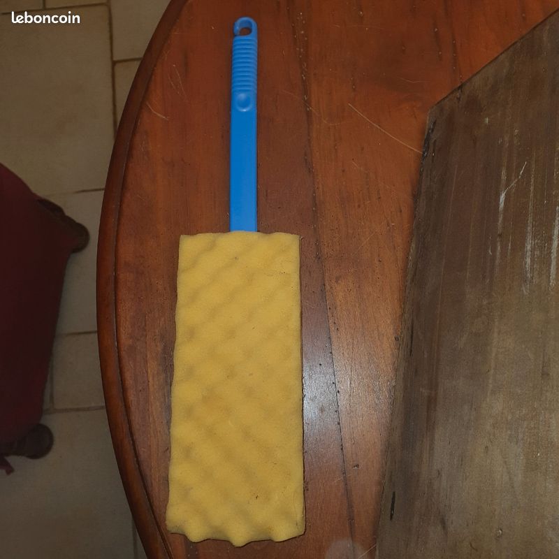 Brosse de radiateur en mousse (image 1)