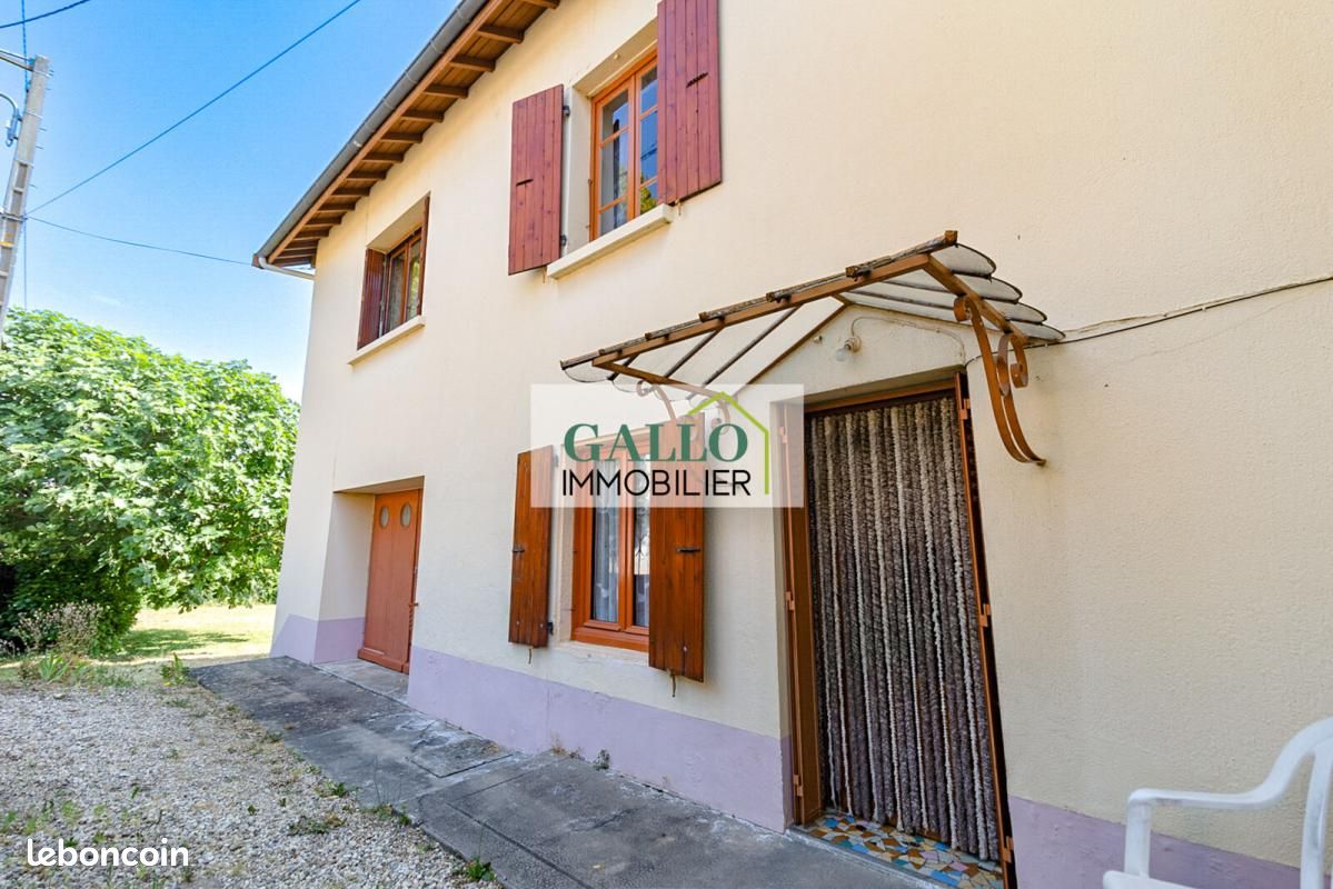 Maison 4 pièces 76 m² · à Villefontaine · 76 m² · 180 000 €