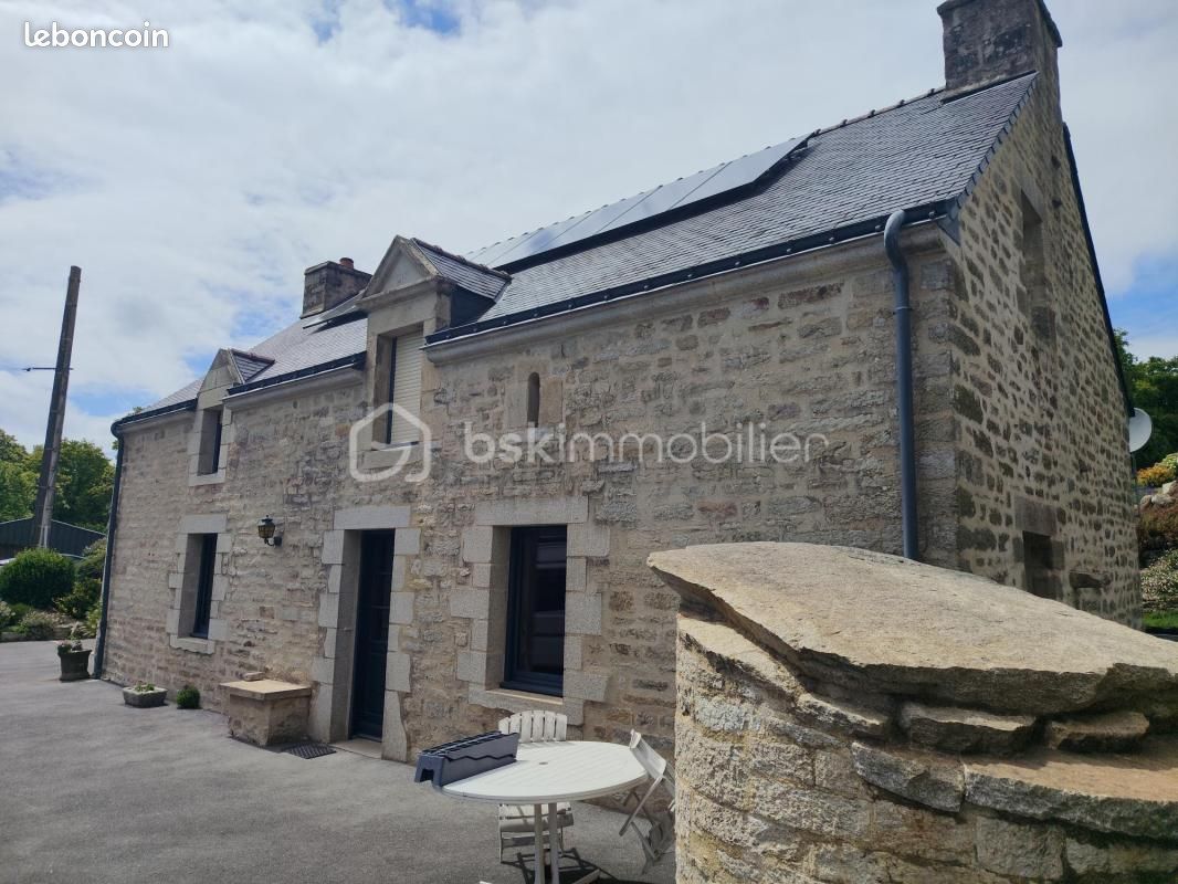 Maison 8 pièces 186 m² · à Billio · 186 m² · 85 000 €