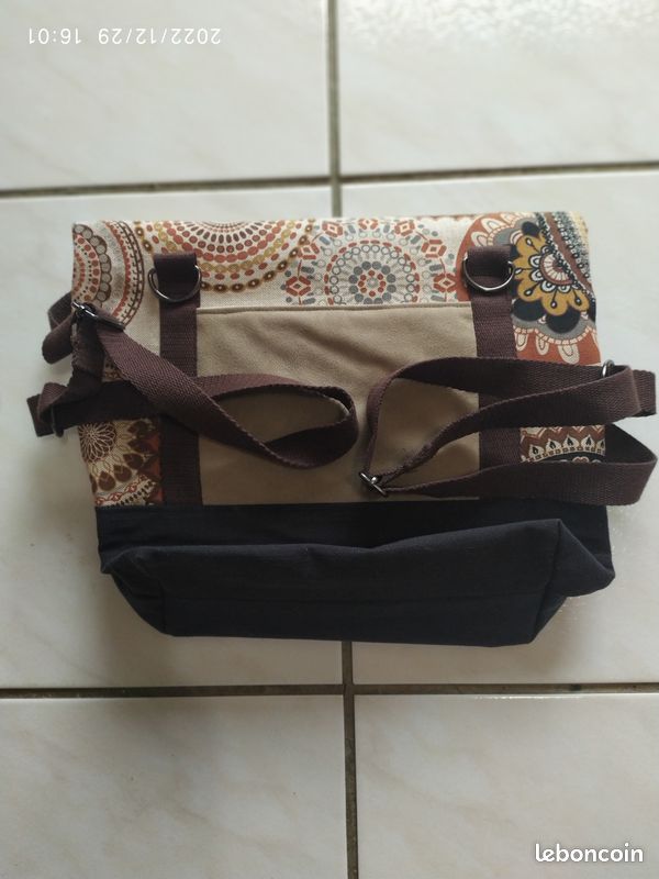 Sac a dos fait main (image 1)