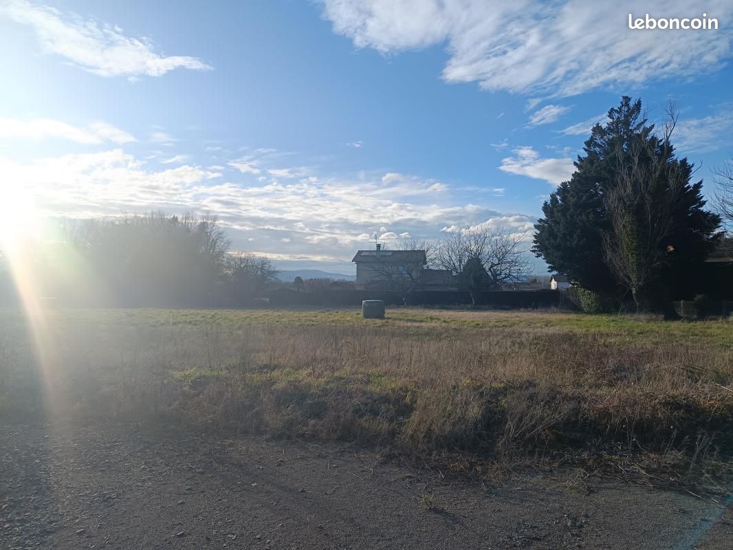 Terrain 600 m² Replonges · 79 000 €