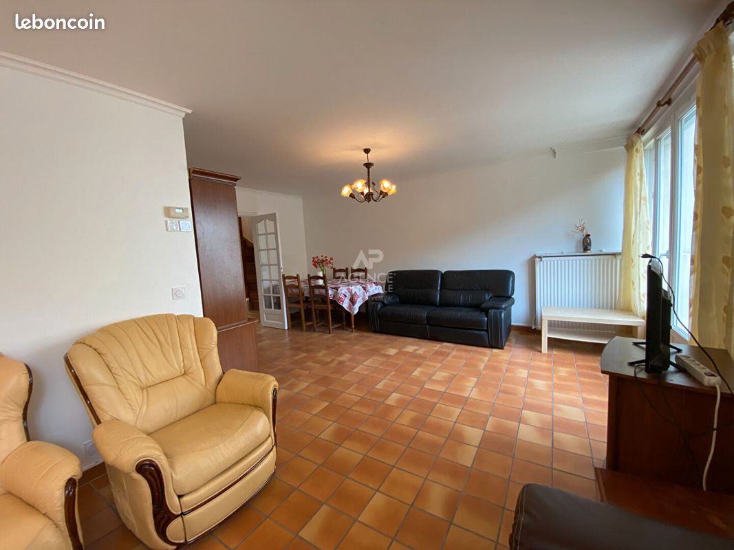 Maison a louer pontoise - 5 pièce(s) - 99 m2 - Surfyn