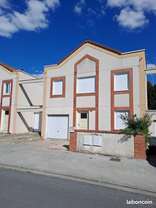 Maison 5 pièces 98 m² · à Sézanne · 98 m² · 695 €/mois