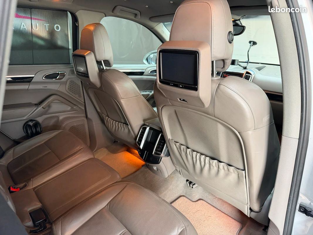 PORSCHE CAYENNE 3.0D V6 Tiptronic S (image 14)