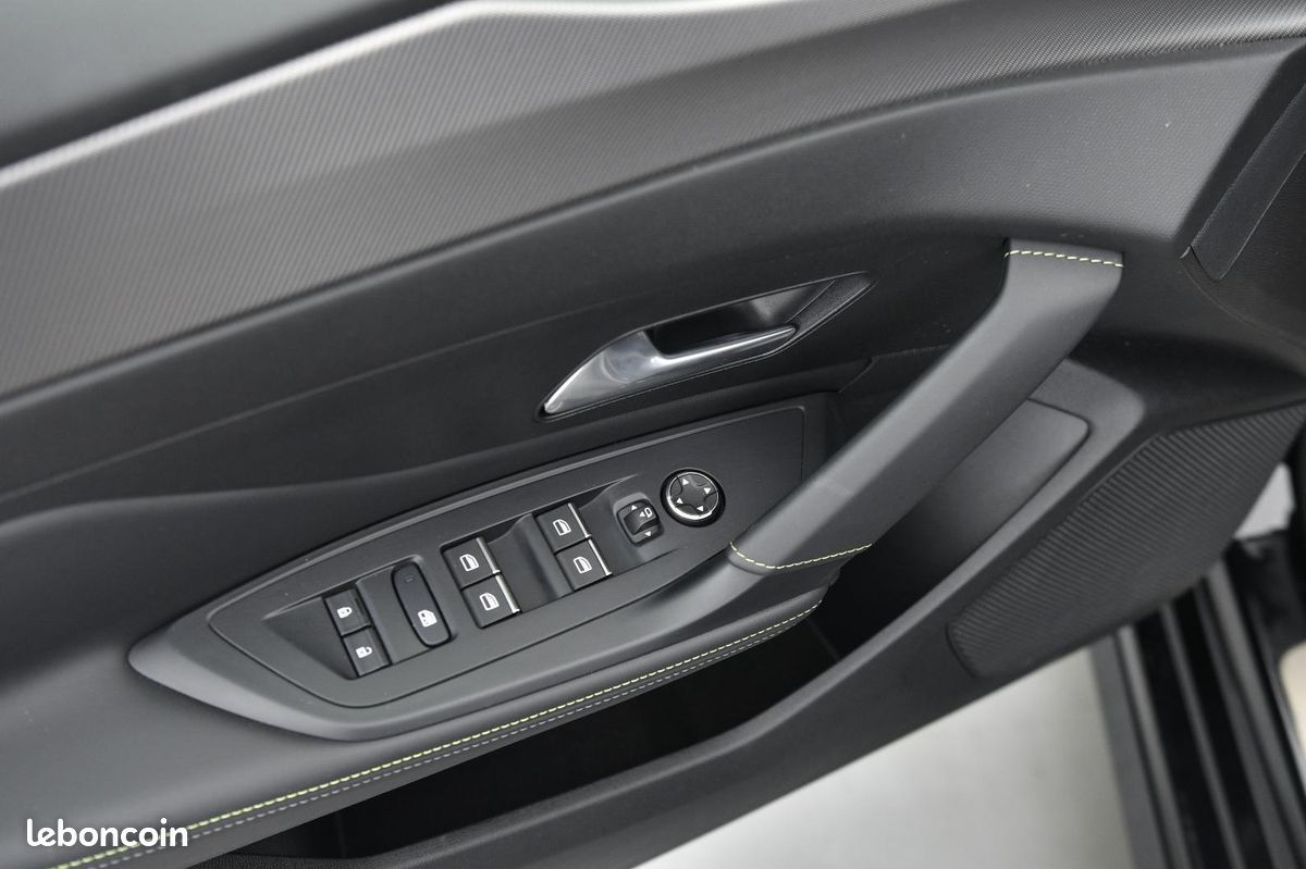 PEUGEOT 308 PHEV 180 e-EAT8 GT +VISIO 360 (image 13)