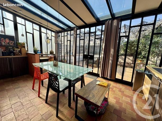 Maison de ville 7 pièces 175 m² — 2