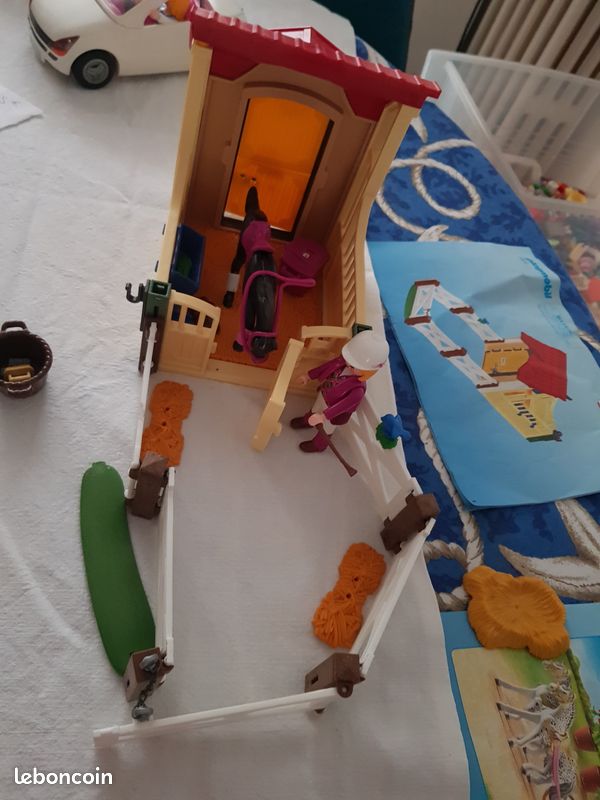 Playmobil enclos chevaux (image 2)