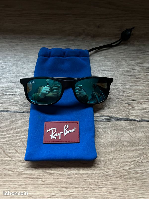 Lunette solaire ray ban bleu Accessoires Bagagerie