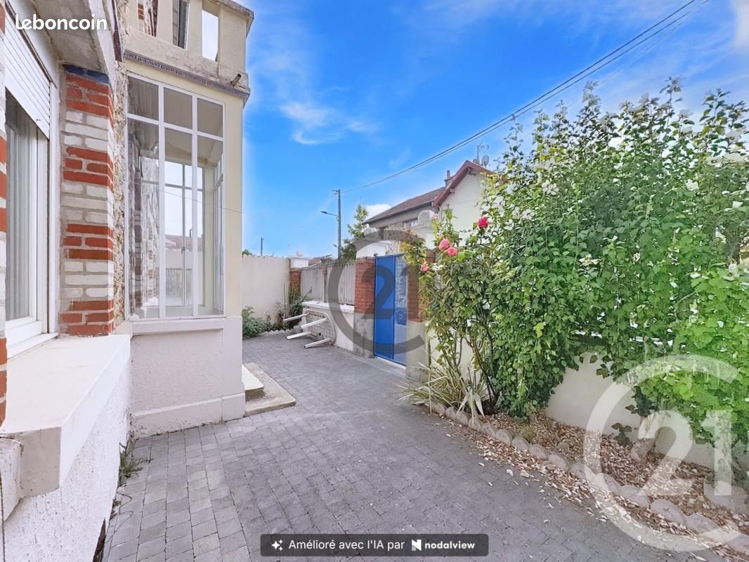 Maison 6 pièces 111 m² · à Reims · 111 m² · 350 000 €