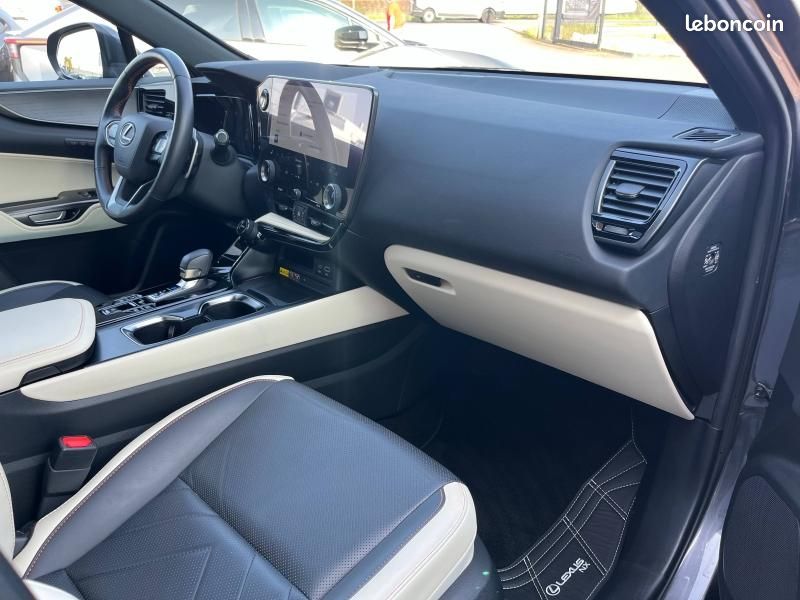 Lexus NX 450h+ Executive 4WD MY24 (image 19)